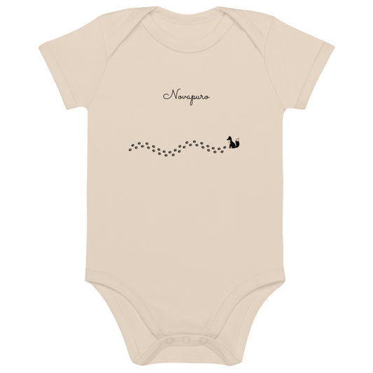 Novapuro Organic Curious Fox Baby Bodysuit. Beige organic cotton onesie with minimalist fox print. Sustainable baby clothes.